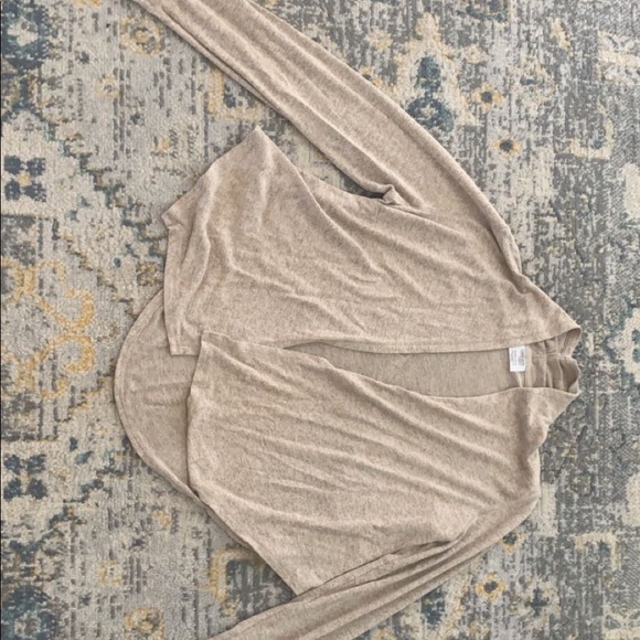 Cardigan - Picture 1 of 2